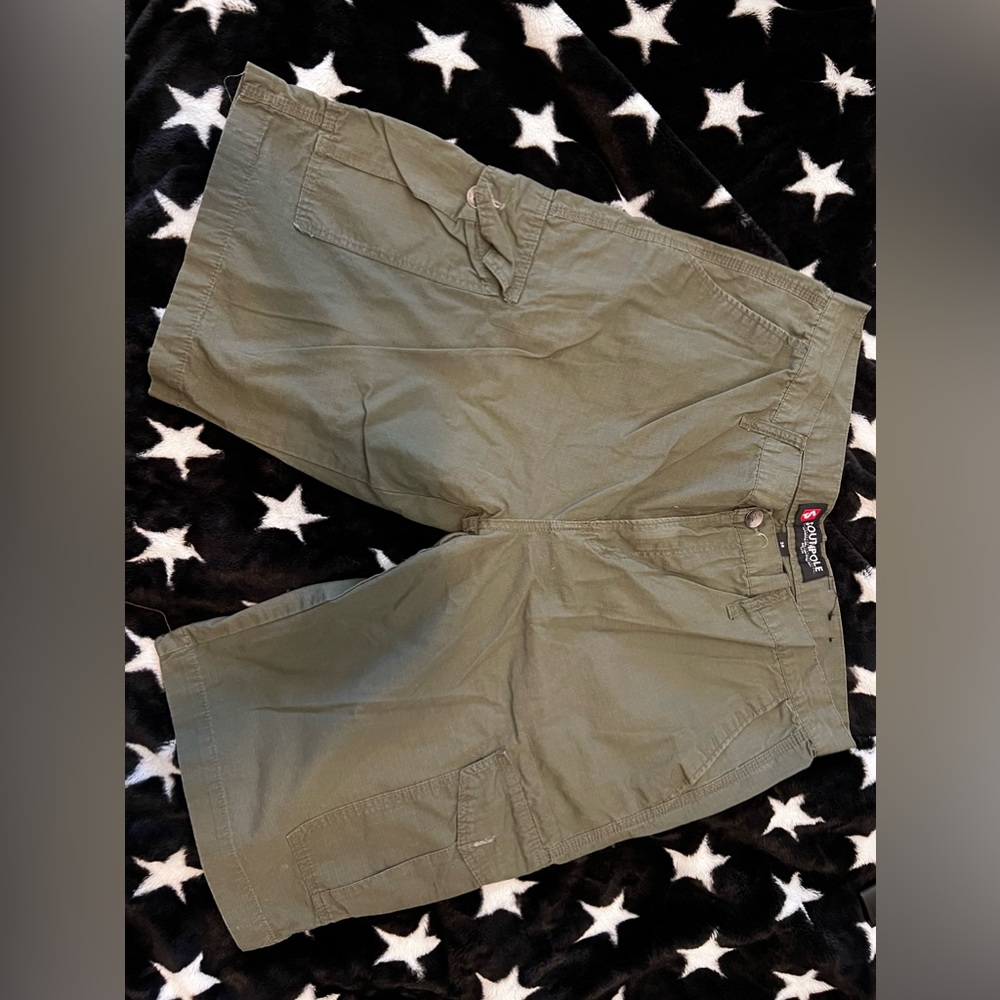 South Pole short men’s size 38 never has been worn